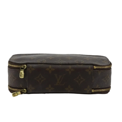$750 LOUIS VUITTON Monogram Trousse Blush PM VI0052