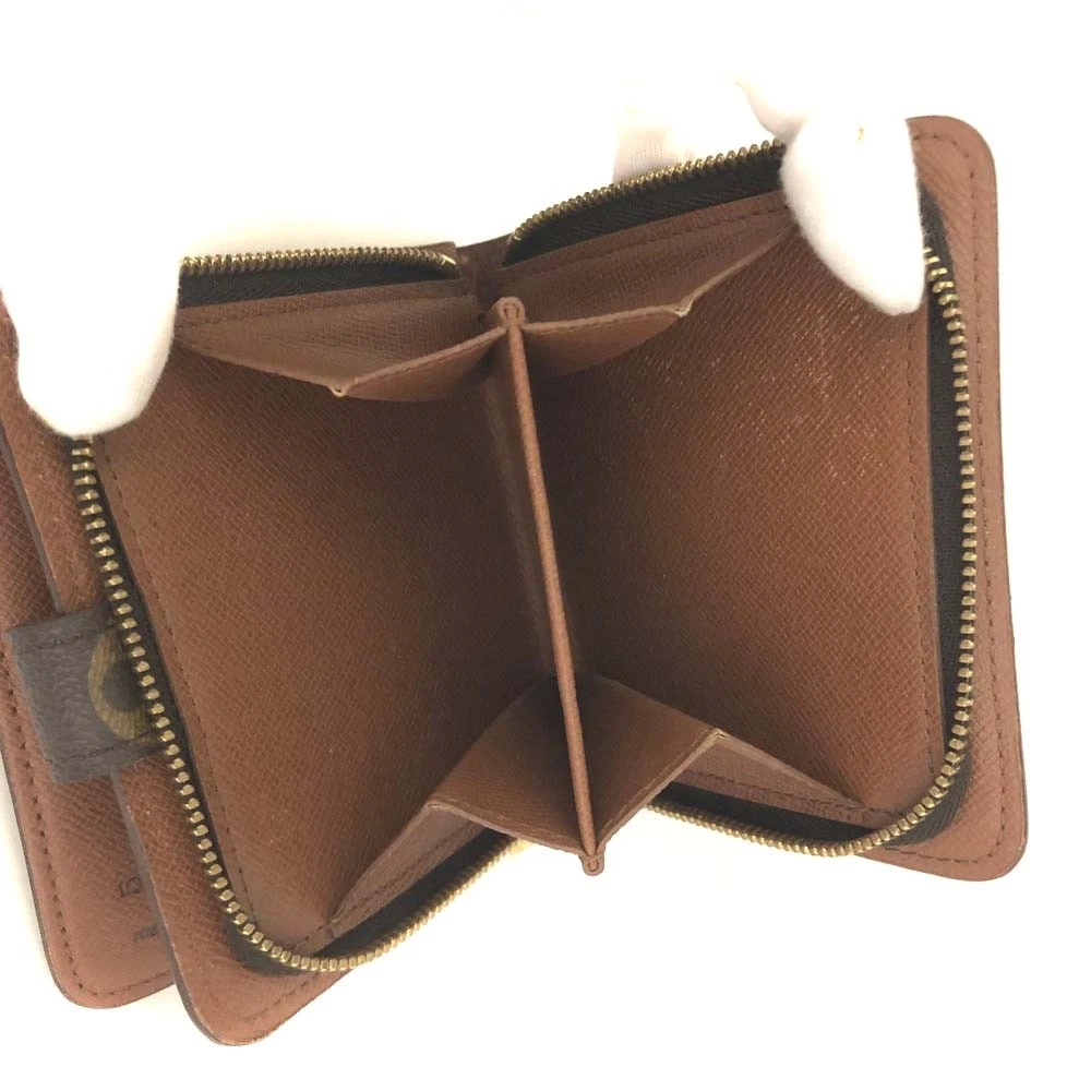 $590 1999 Louis Vuitton Monogram Compact Zippe Zipped Wallet MI0969
