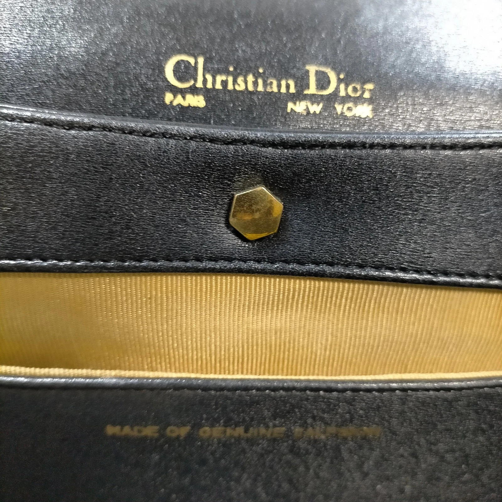 $1290 Christian Dior Shoulder Bag Black Leather