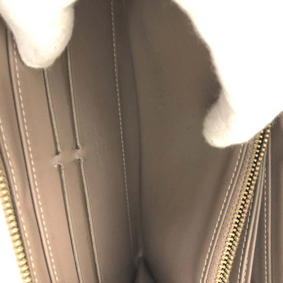 $970 2012 Louis Vuitton Monogram Vernis Zippy Zip Around Long Wallet CA2152