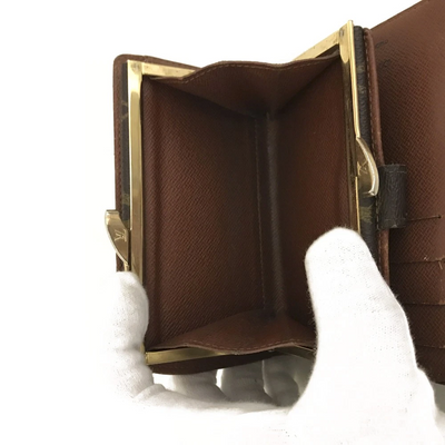 $750 2000 Louis Vuitton Monogram French Purse Wallet  TH1010