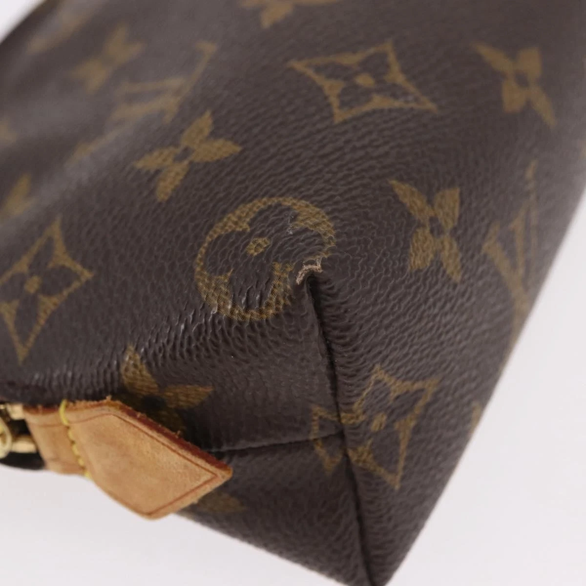 $625 2000 LOUIS VUITTON Monogram Cosmetic Pouch CA0020