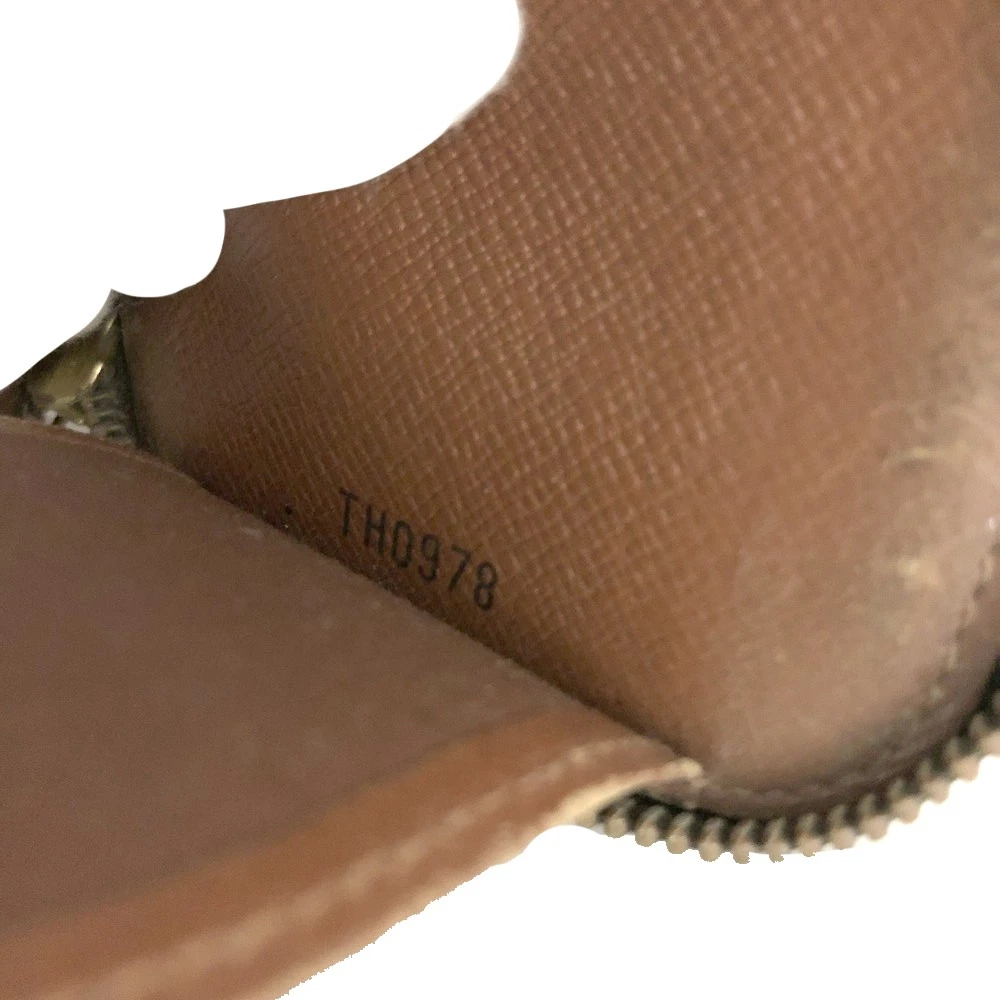 $355 1998 Louis Vuitton Monogram Canvas Zip Around Multicles 6 Key Holder  TH0978