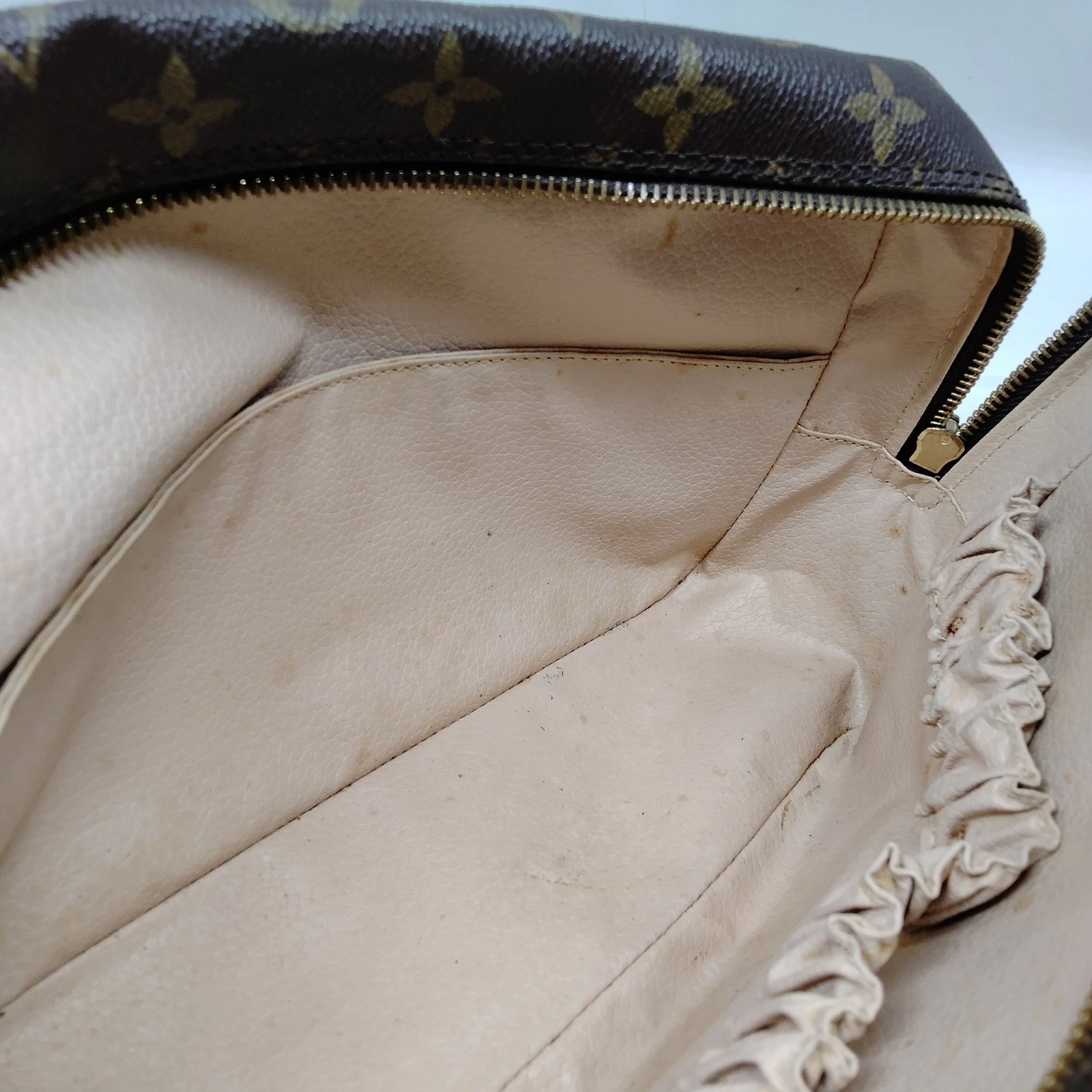 Louis Vuitton Cosmetic Pouch TrousseToilette 28 Brown Monogram 881TH