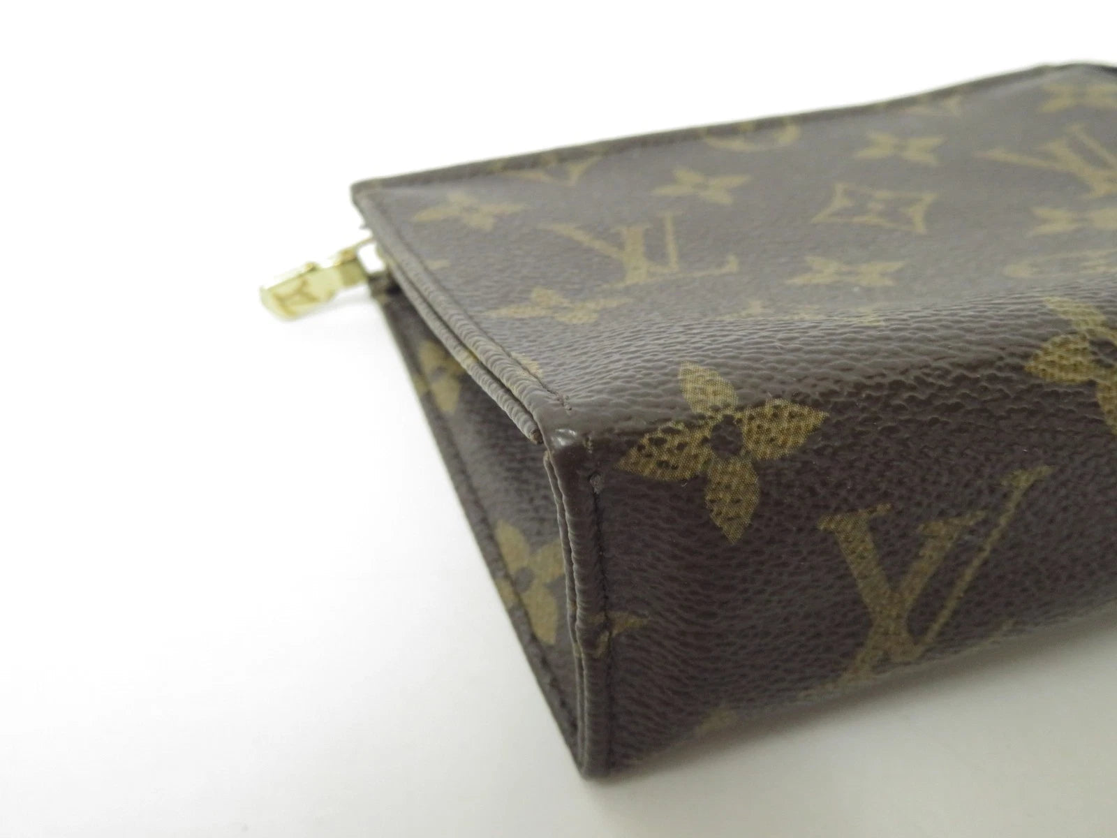 Louis Vuitton  Monogram Poche Toilette 15 Cosmetic Pouch
