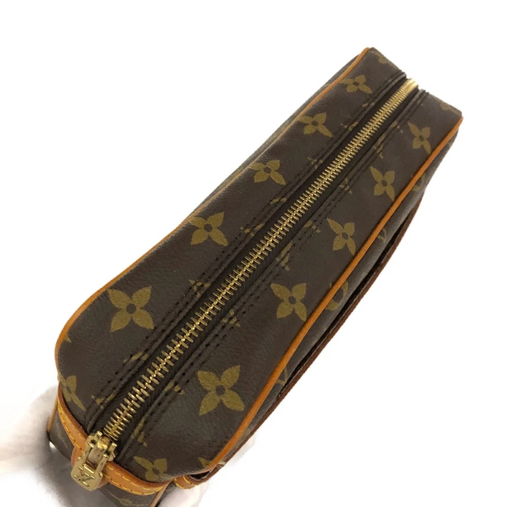 $600 1988 Louis Vuitton Monogram Compiegne 23 Toiletries 881TH