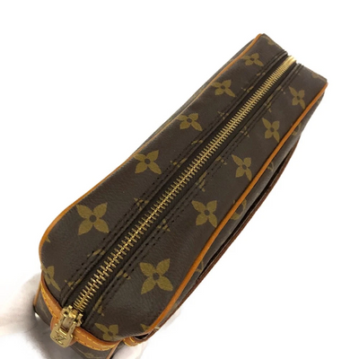$600 1988 Louis Vuitton Monogram Compiegne 23 Toiletries 881TH