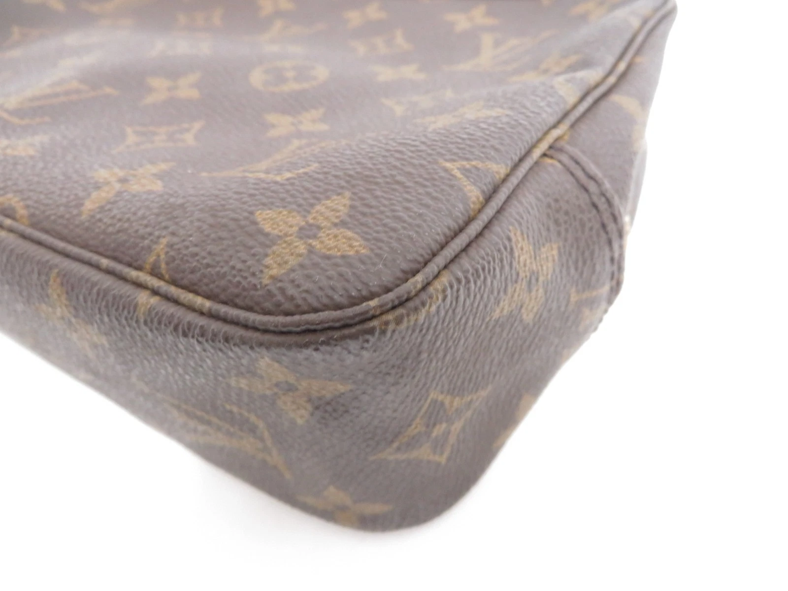 Authentic Louis Vuitton Monogram Trousse Toilette 23 Clutch Pouch Bag F#50650