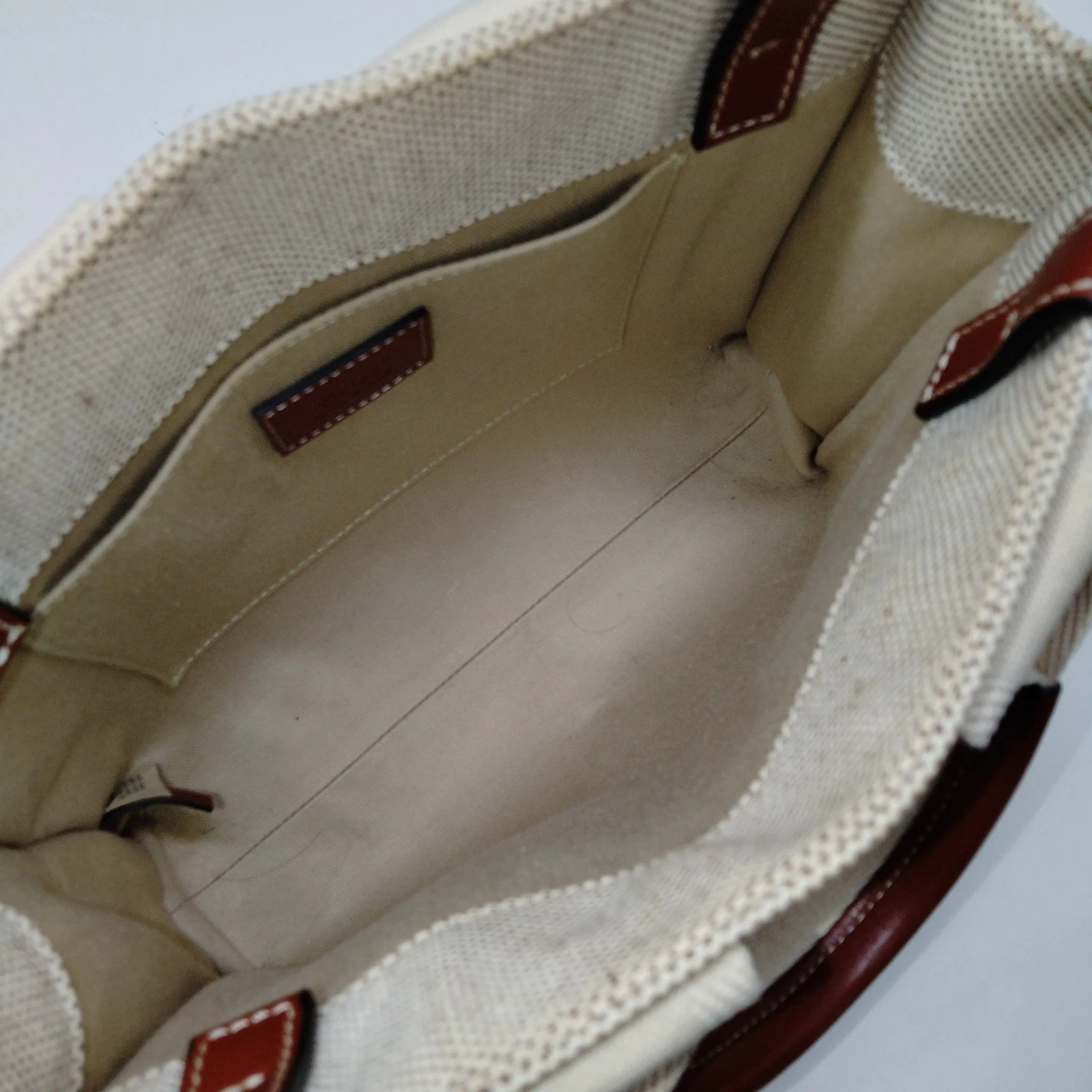 $1250 Chloe Canvas Small Woody Tote Bag Beige