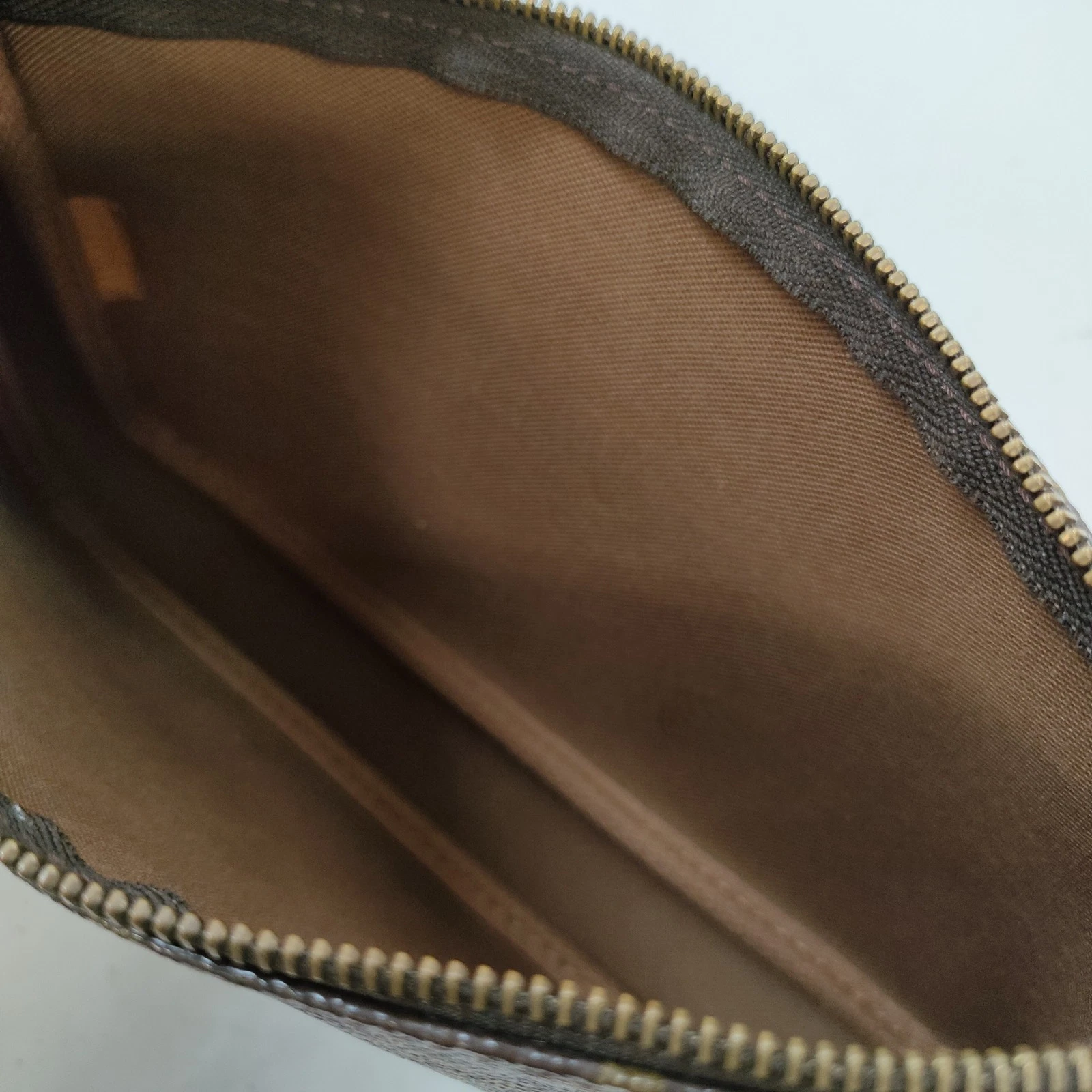 Louis Vuitton Pochette Accessoires Brown Monogram AR0999