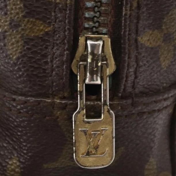 $600 1985 LOUIS VUITTON Monogram Trousse Toilette 23 Clutch Bag 853