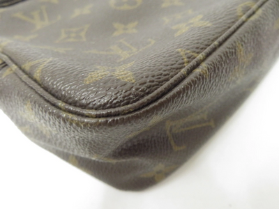 Authentic Louis Vuitton Monogram Trousse Toilette 23 Clutch Pouch Bag F#50649