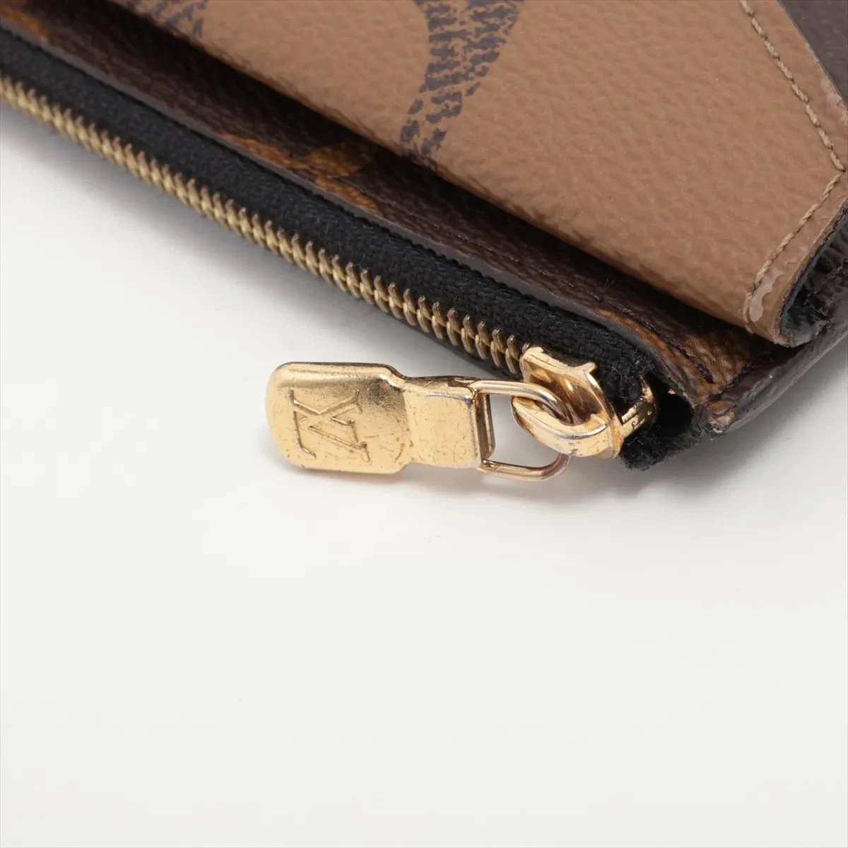 $700 Louis Vuitton Reverse Monogram Recto Verso Card Holder Brown