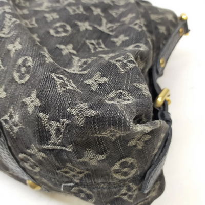 $1965 2007-2009  Louis Vuitton Denim Neo Cabby MM Black