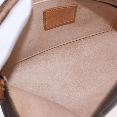 $625 2003 LOUIS VUITTON Monogram Cosmetic Pouch SD0023