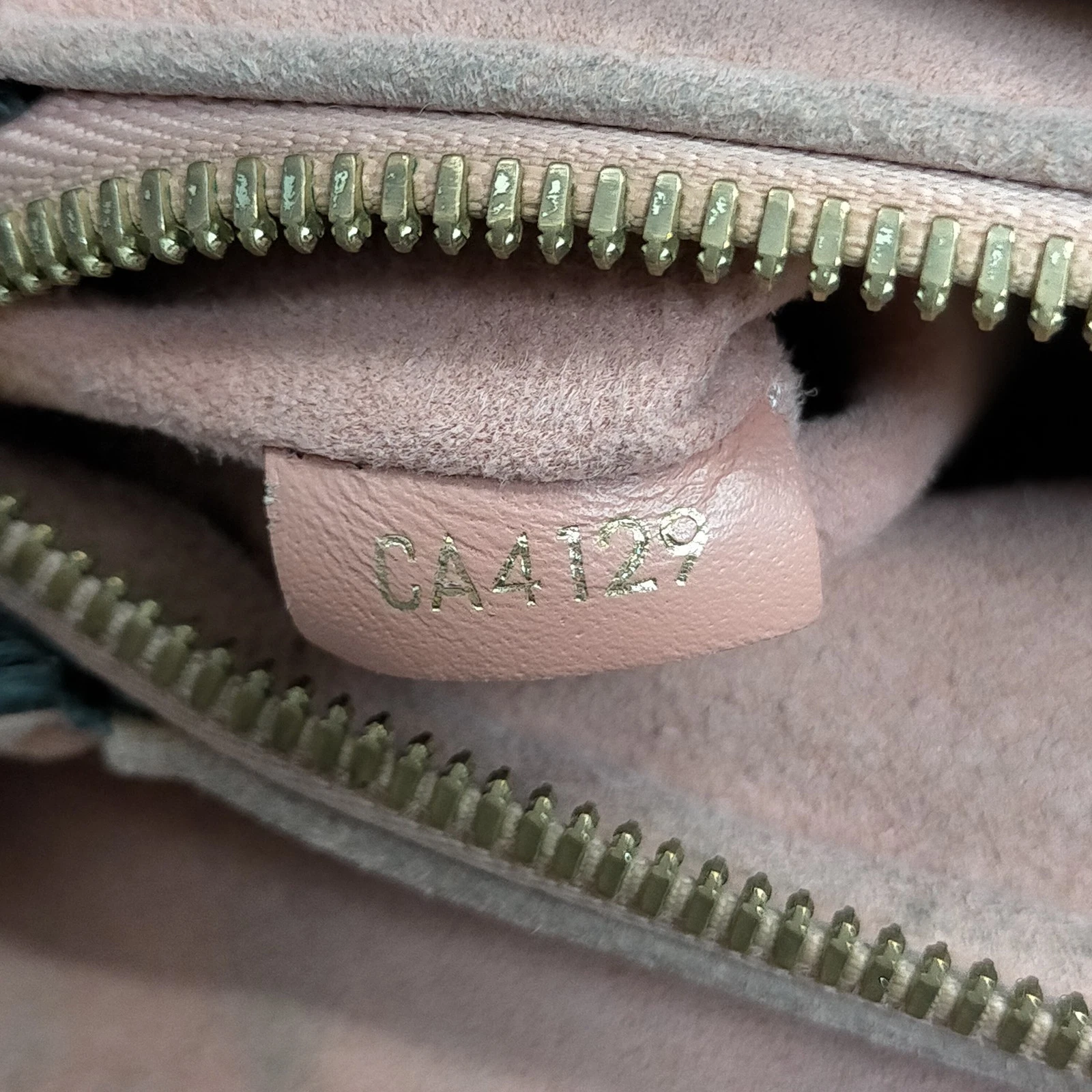 $2560 2019 Louis Vuitton Soufflot BB Monogram Peach Shoulder Bag Cloth CA4129