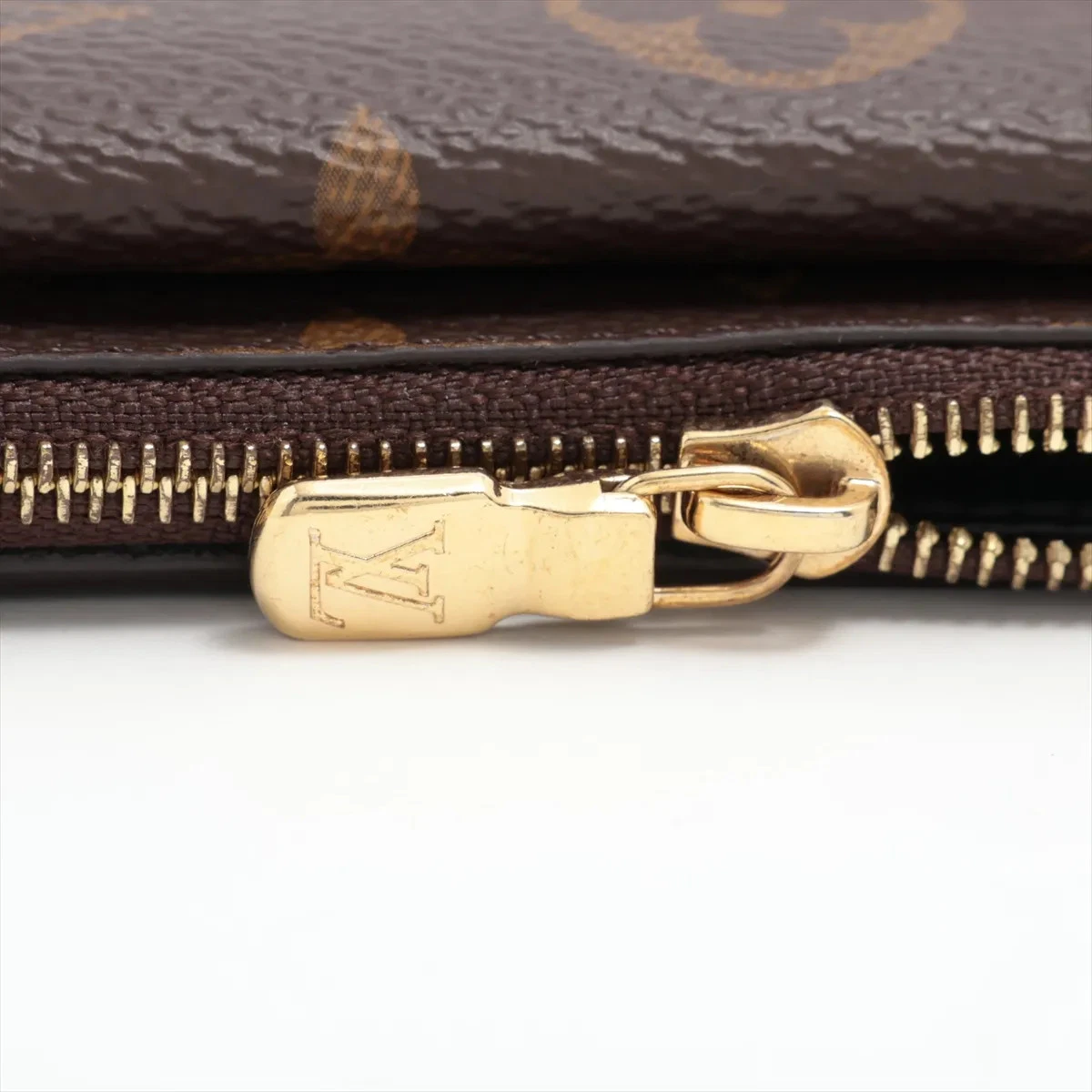$695 Louis Vuitton Monogram Recto Verso Black