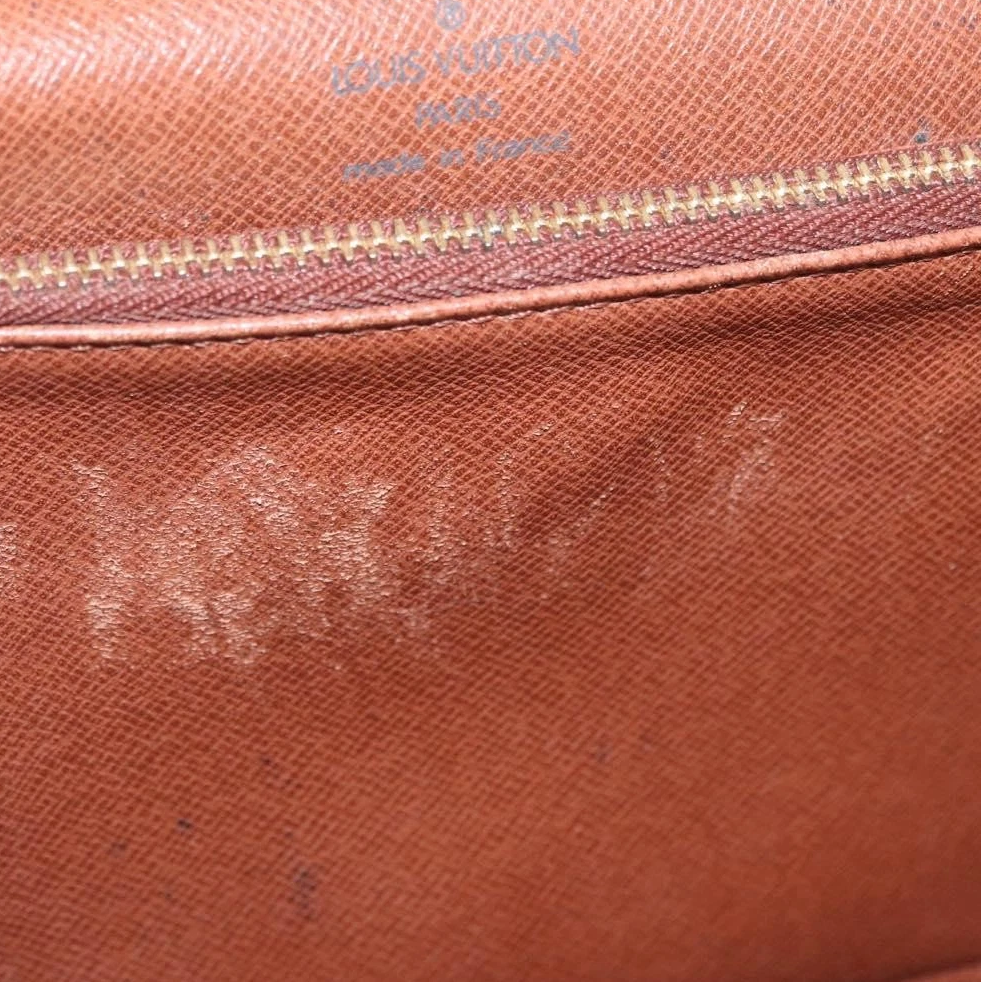 $1290 1994 LOUIS VUITTON Monogram Concorde A20994
