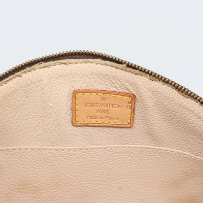 $620 2002 LOUIS VUITTON Monogram Trousse Demi Ronde TH0022