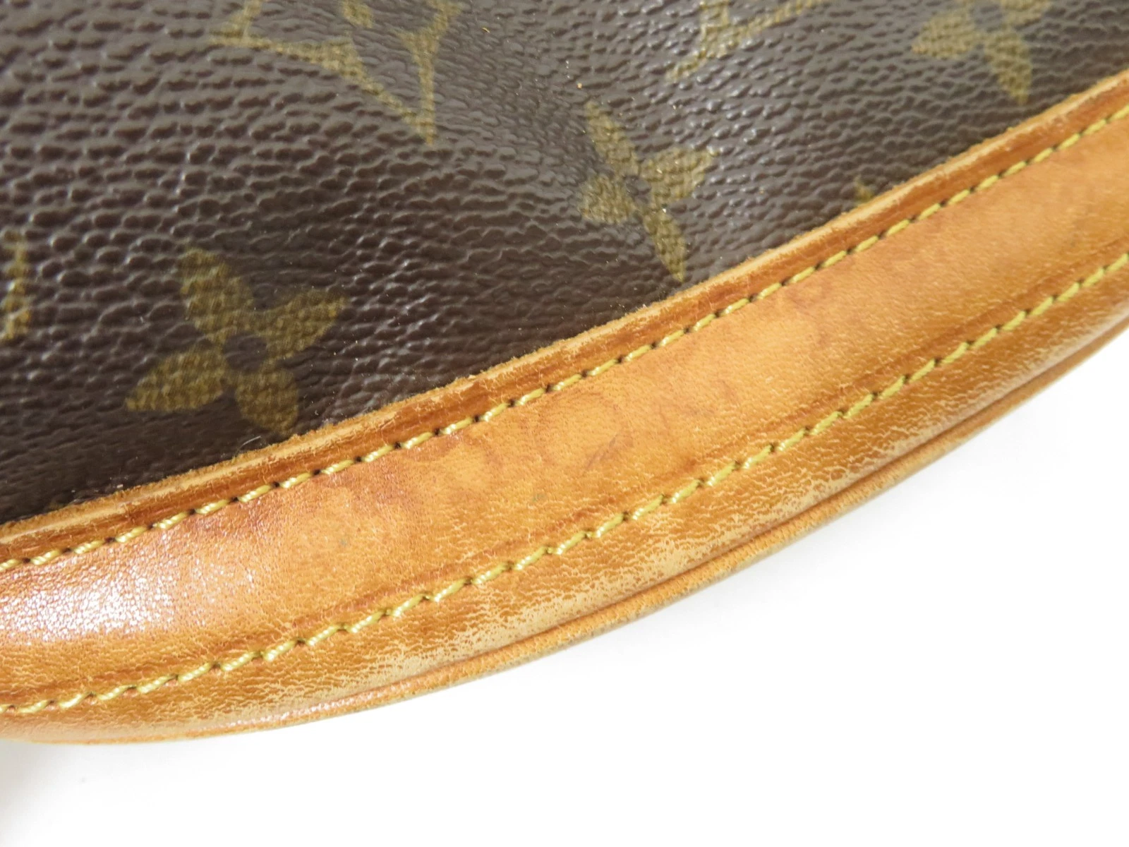 $1,620 1999 Louis Vuitton Monogram Bucket PM FL0999