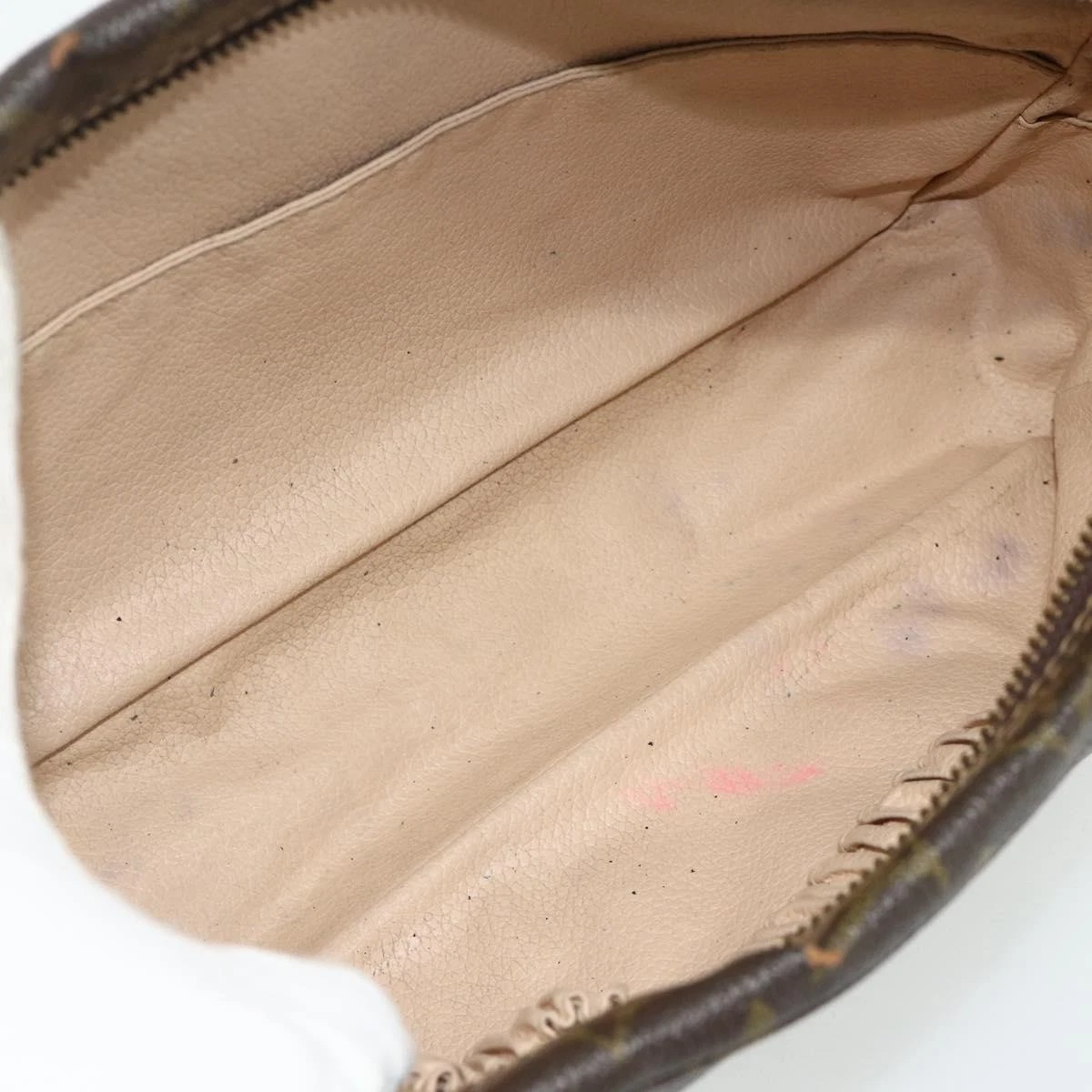 $600 1983 LOUIS VUITTON Monogram Trousse Toilette 28 Clutch Bag 831