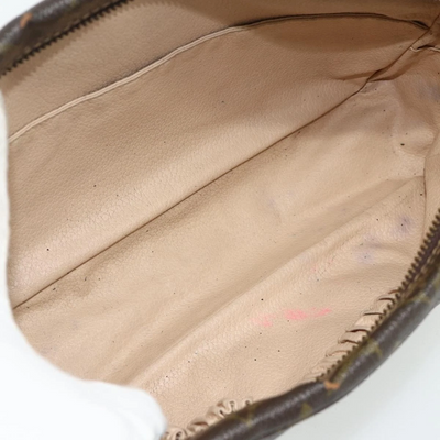 $600 1983 LOUIS VUITTON Monogram Trousse Toilette 28 Clutch Bag 831