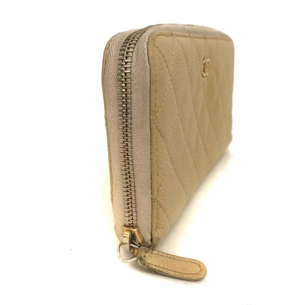 $925 2011 CHANEL CC Quilted Grained Calf Skin Zippy Long Wallet 15394087