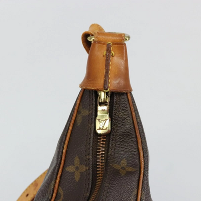 $1,040 2001 Louis Vuitton Monogram Boulogne 30 Shoulder Bag AS0041