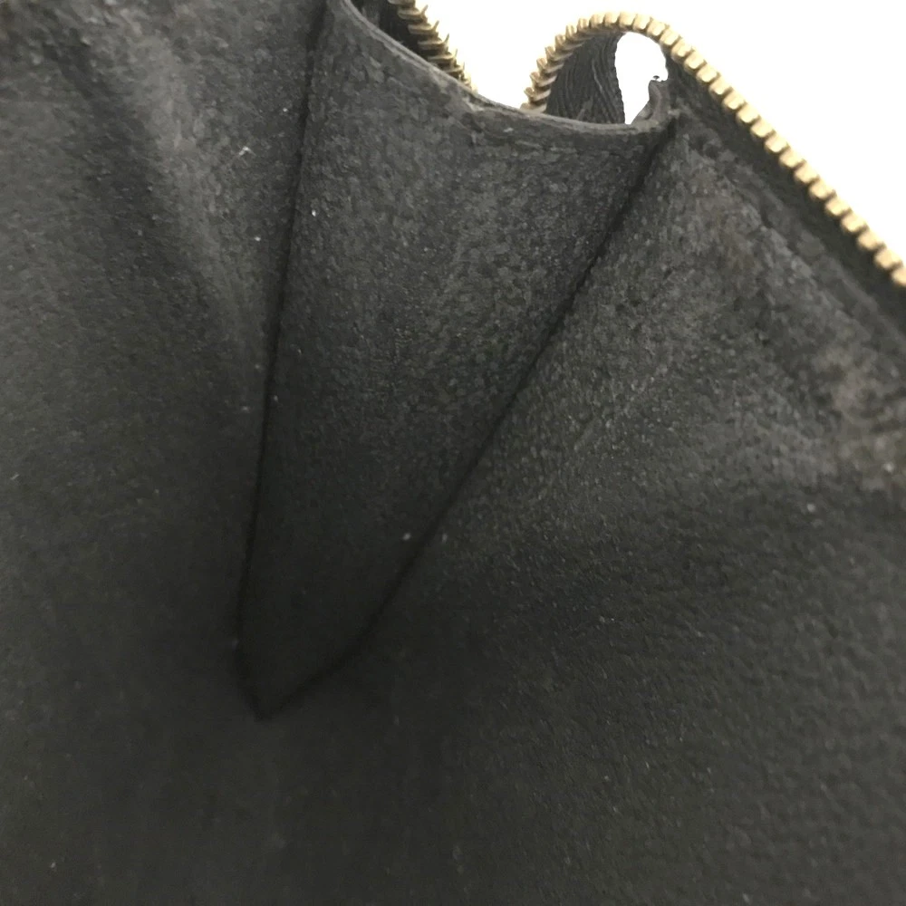 $1560 1992 Louis Vuitton Epi Pochette Accessories Leather Pouch Hand Bag VI0972