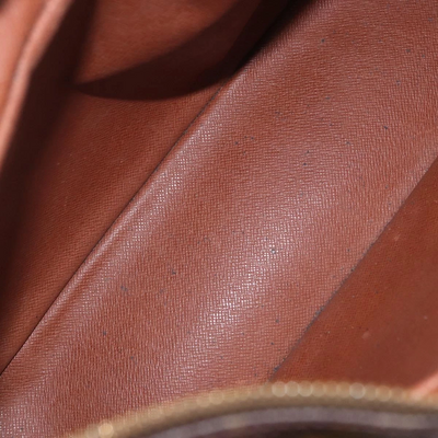 $1090 1997 LOUIS VUITTON Monogram Boulogne 30 Shoulder Bag AS1927