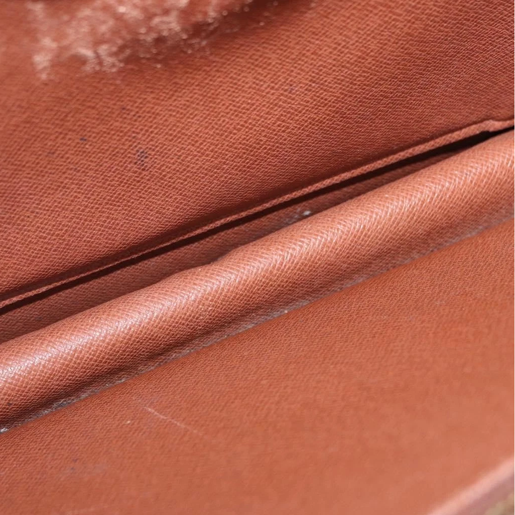 $1290 1994 LOUIS VUITTON Monogram Concorde A20994