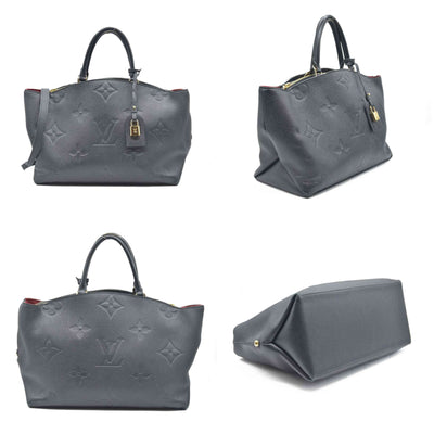$3850 Louis Vuitton  Empreinte Monogram Giant Petit Palais Black
