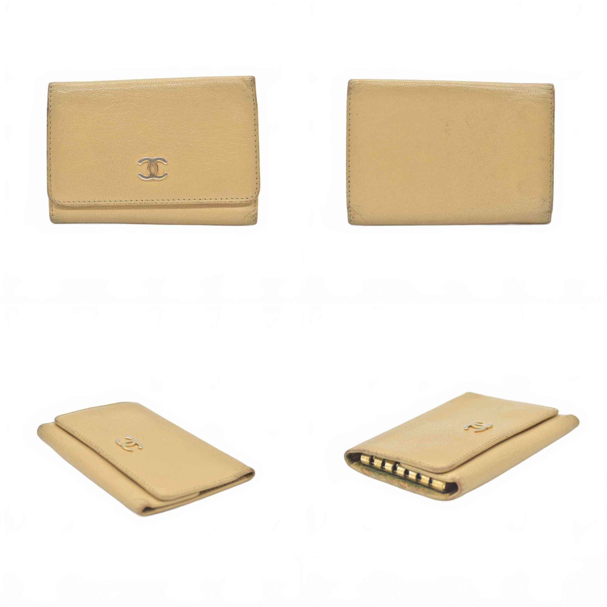 $750 2003 Chanel Beige CC Monogram Logo 6 Key Cles Flap Pouch Case