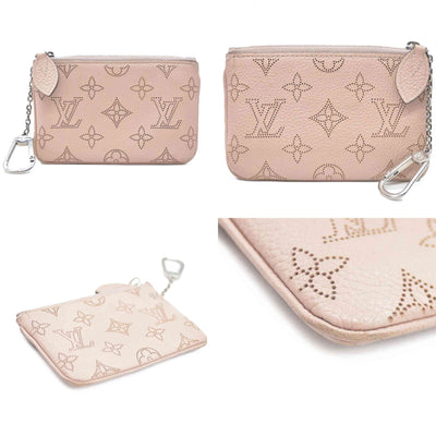 AUCTION Louis Vuitton  Mahina Key Pouch Magnolia