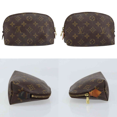 $620 2001 Louis Vuitton Monogram Cosmetic Pouch CA1021