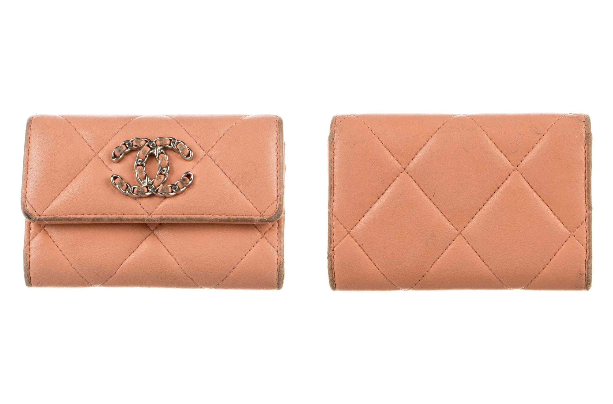 $1125 Chanel 19 Peach Quilted Leather Small Flap Wallet with Interlocking Chain CC 10021114