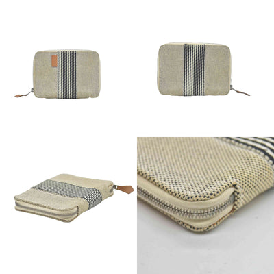 $550 Hermès  Herline Travel Wallet CONSIGNMENT