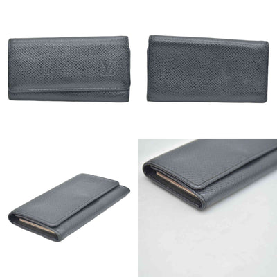 $295 LOUIS VUITTON Taiga 4 Key Multicles Key Holder Black CONSIGNMENT