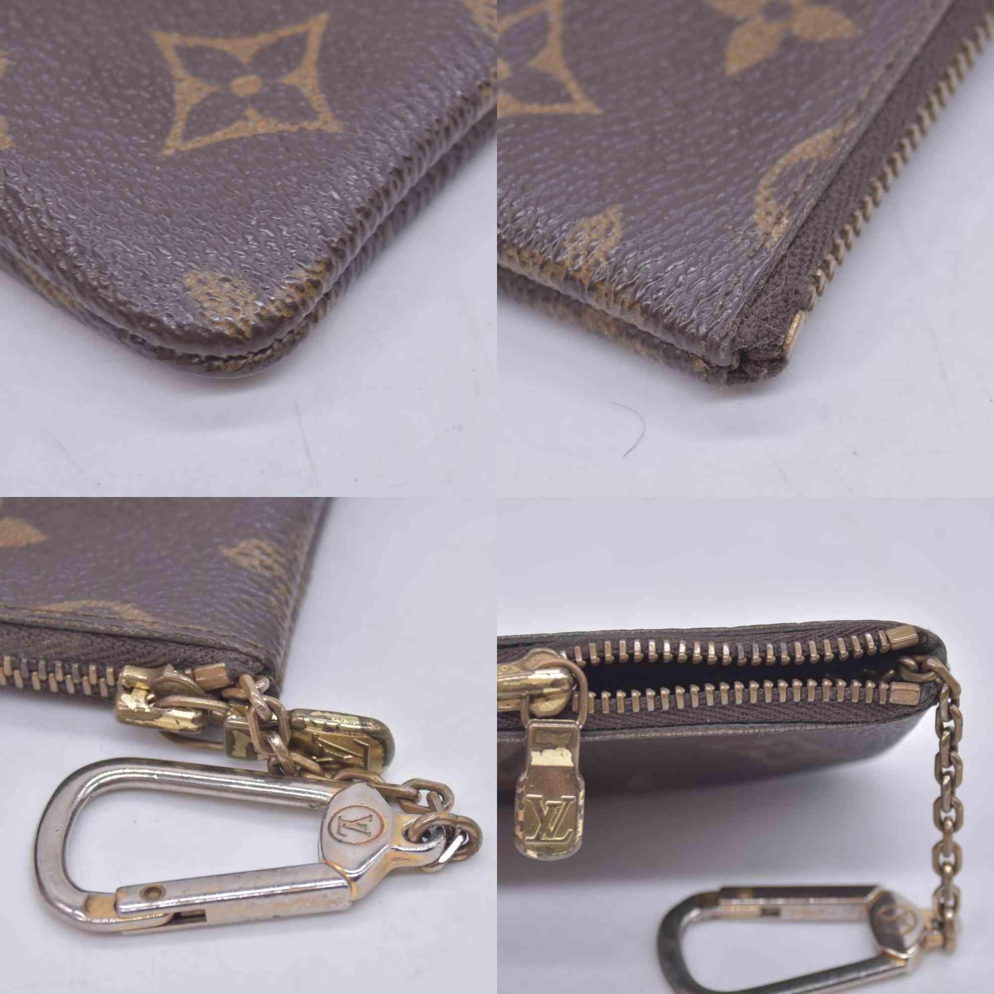 $455 2010 Louis Vuitton Monogram Key Pouch