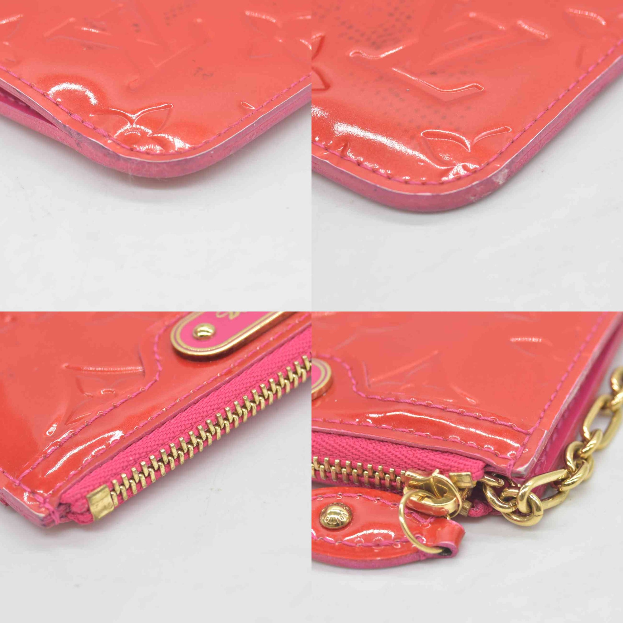 $390 2009 Louis Vuitton Monogram Vernis Key Pouch Pink CA1049