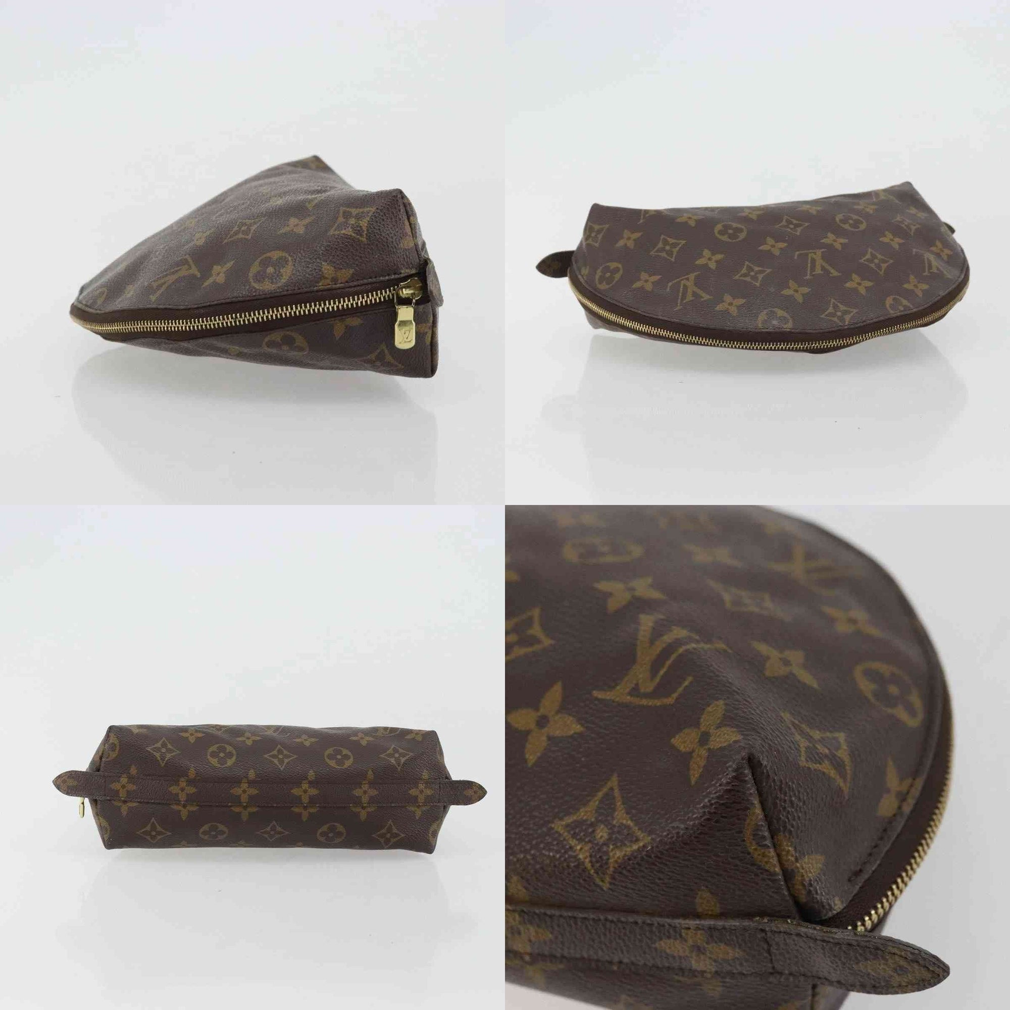$620 2002 LOUIS VUITTON Monogram Trousse Demi Ronde TH0092