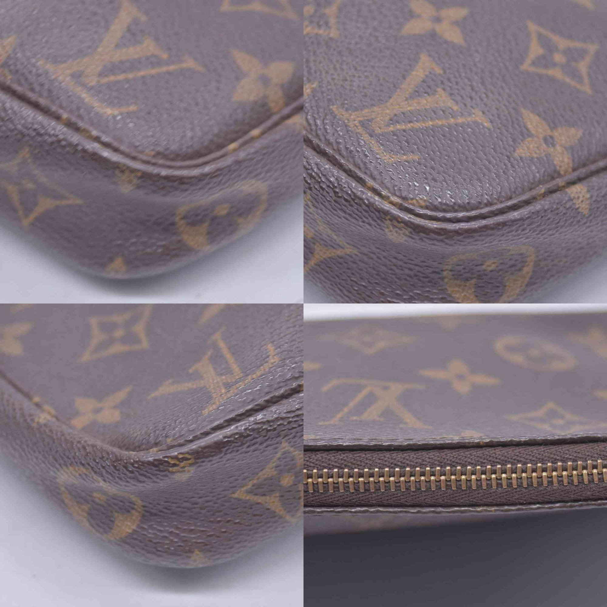 $1290 1996 Louis Vuitton Monogram Pochette Accessories AR0936