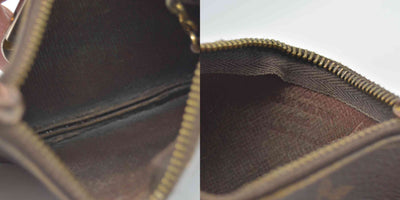 $345 1991 Louis Vuitton Monogram Key Pouch  ET1901