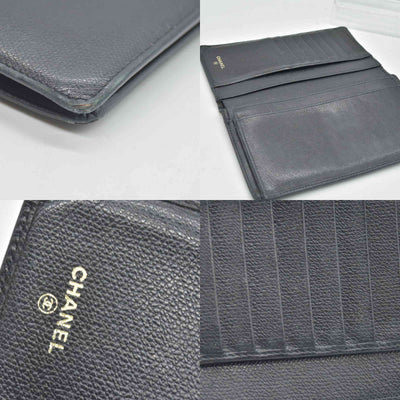 $925 Chanel  Interlocking CC Logo Leather Wallet CONSIGNMENT