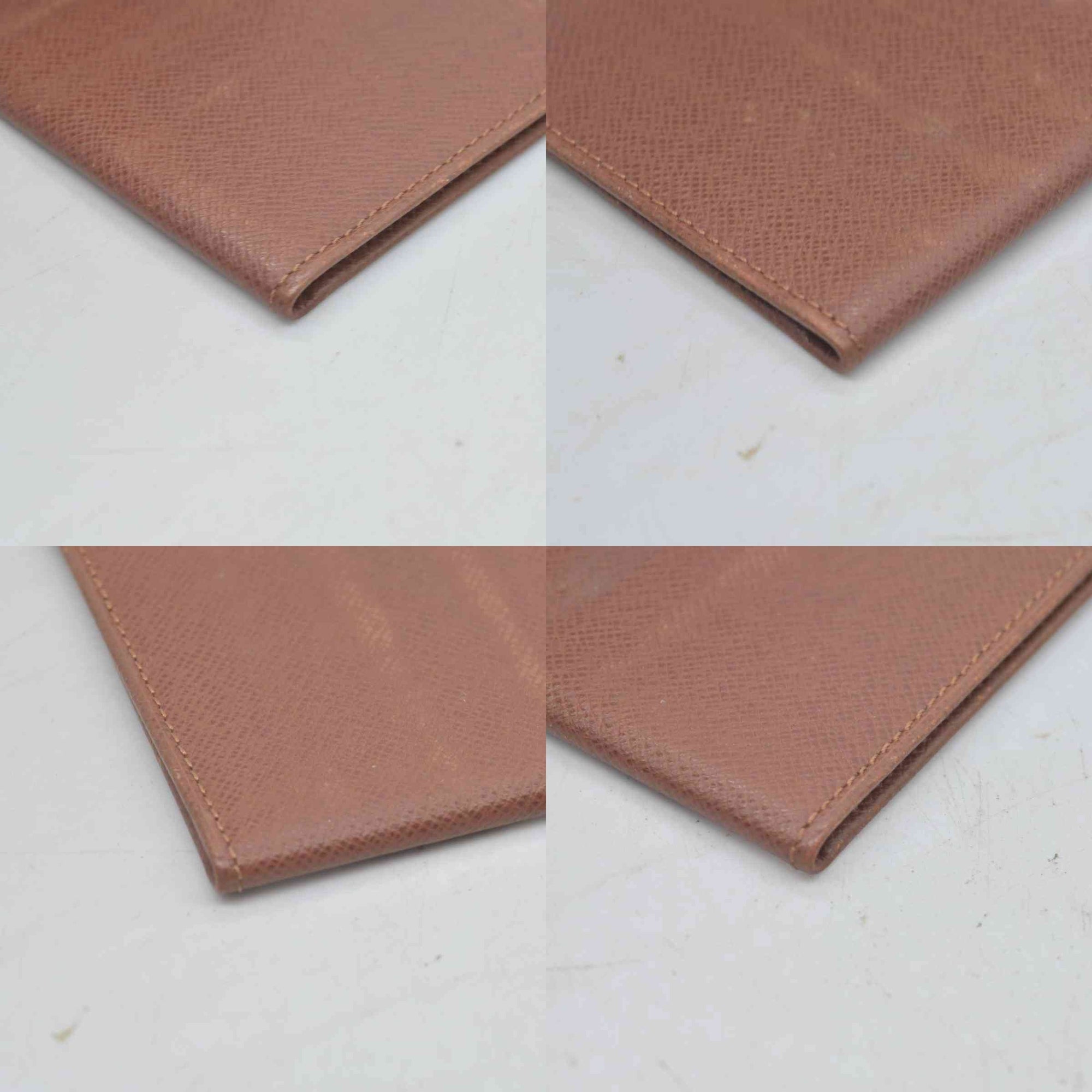 $435 Louis Vuitton Taiga ID Card Holder Wallet  SP0030