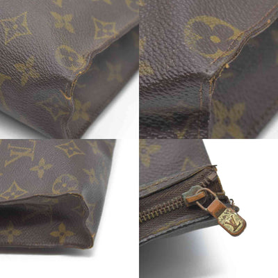 LOUIS VUITTON Monogram Toiletry 26