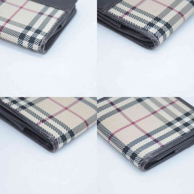$350 Burberry  Canvas Printed Coin Pouch CONSIGNMENT