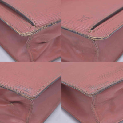 $1080 Louis Vuitton  Epi Leather Pochette Sellier Dragonne 26 10021254