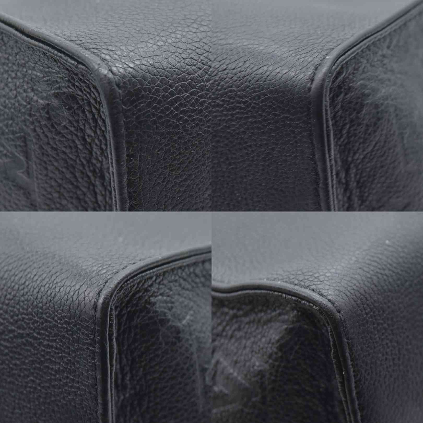 $3550 Louis Vuitton  Empreinte Monogram Giant Onthego MM Black RFID