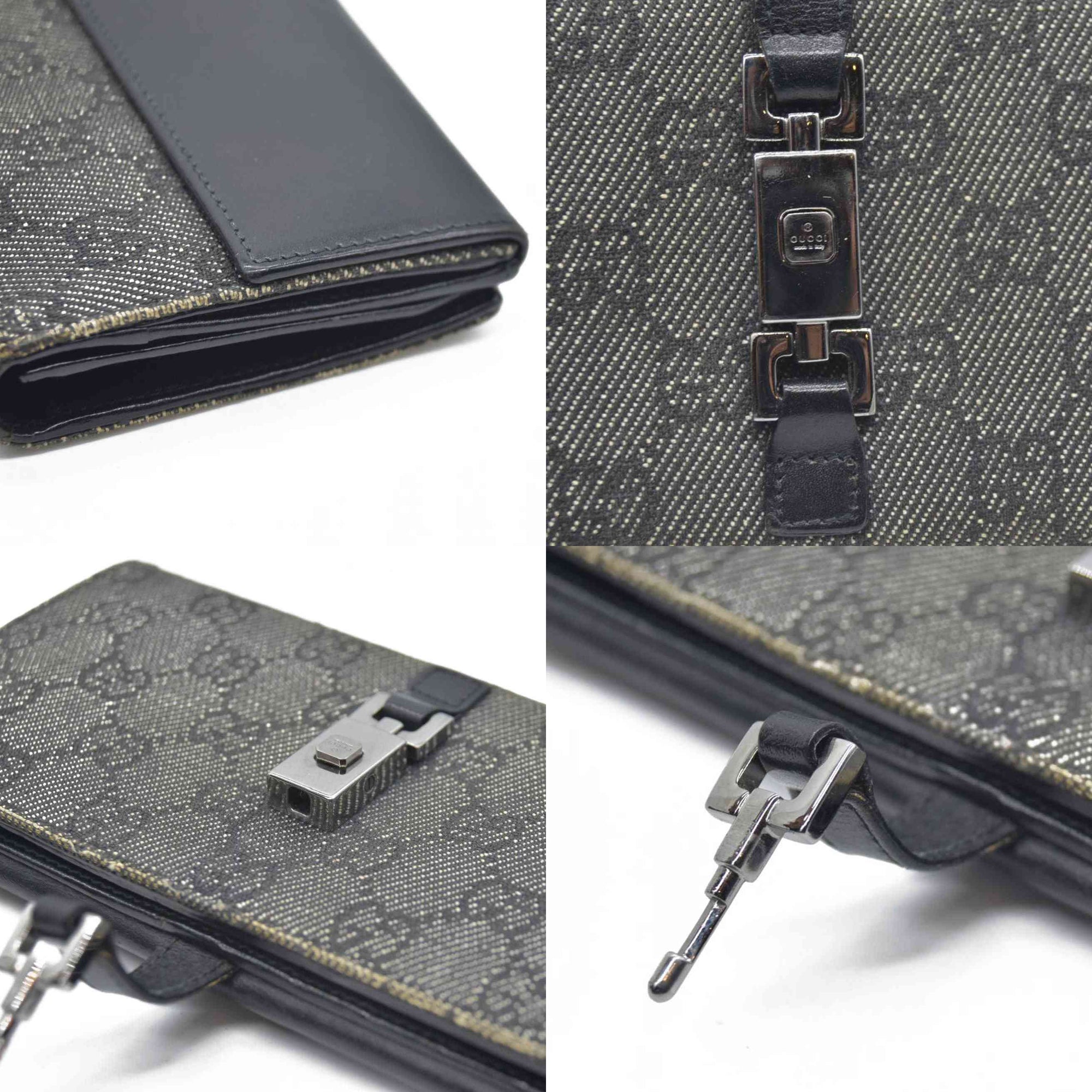 $770 Gucci GG Nylon Nylon French Purse